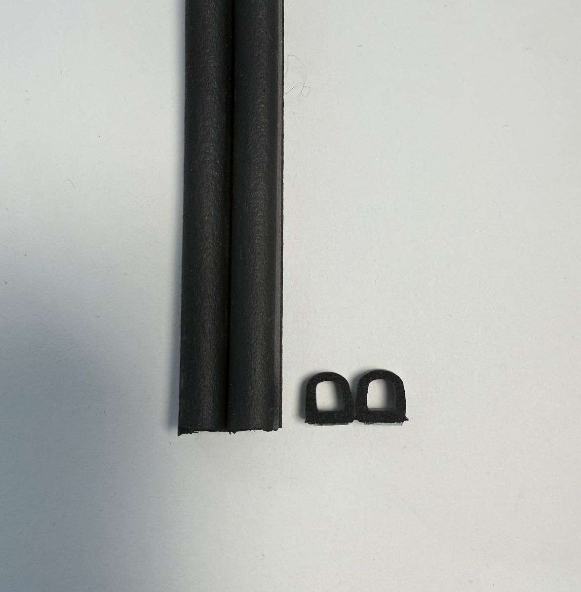 Dobbel D-pakning med tape 